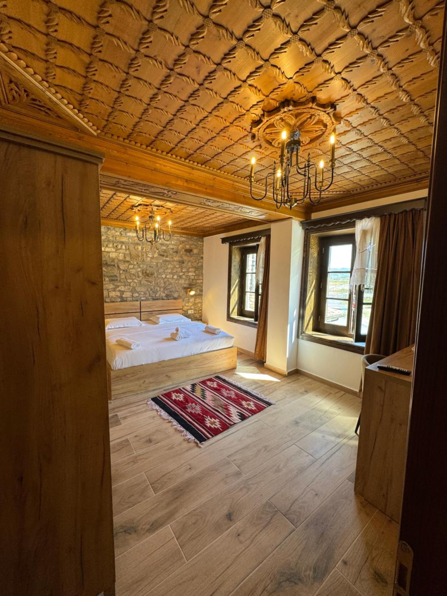 Hotel Ansel Berat Exterior foto