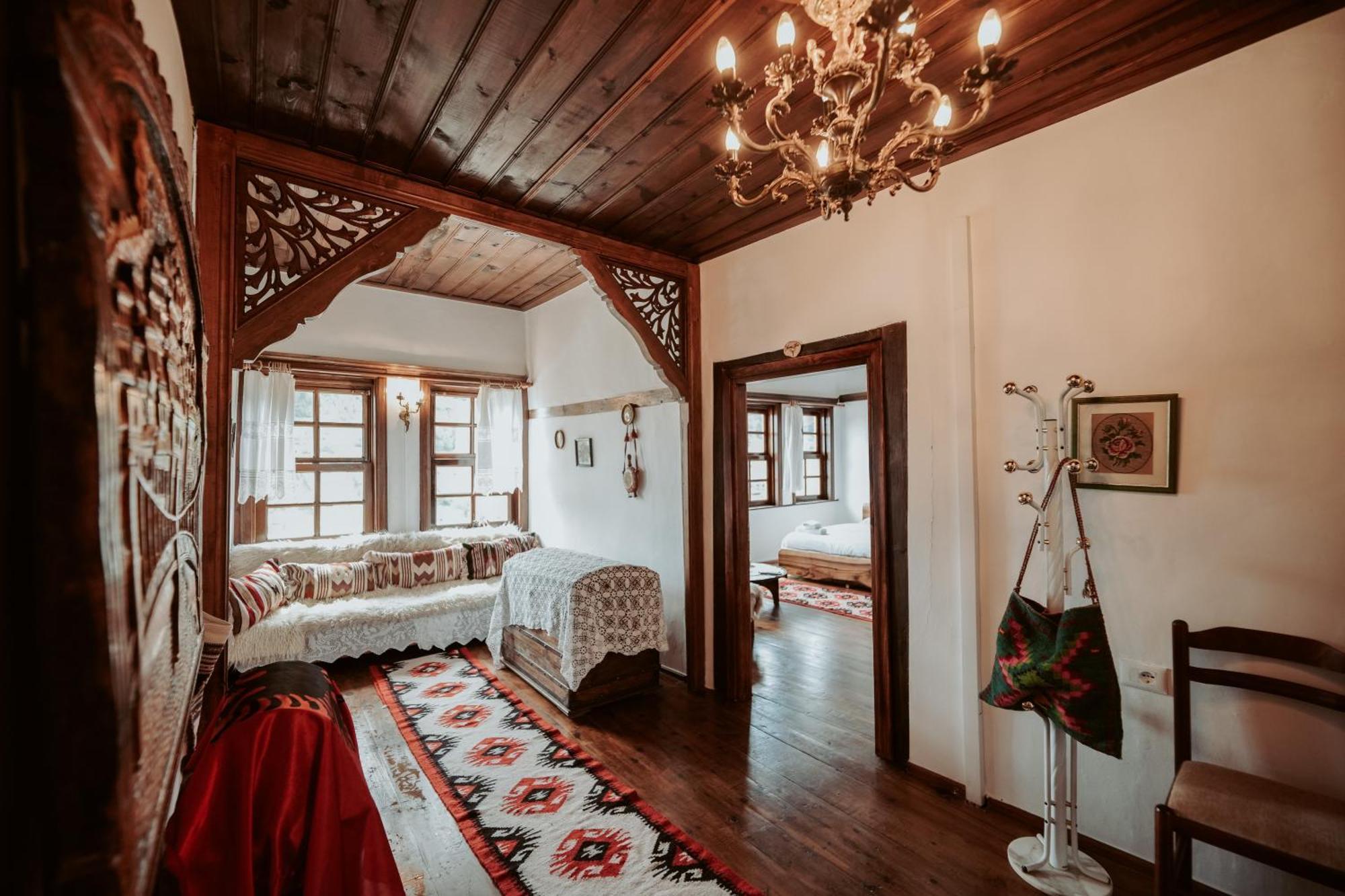 Hotel Ansel Berat Exterior foto