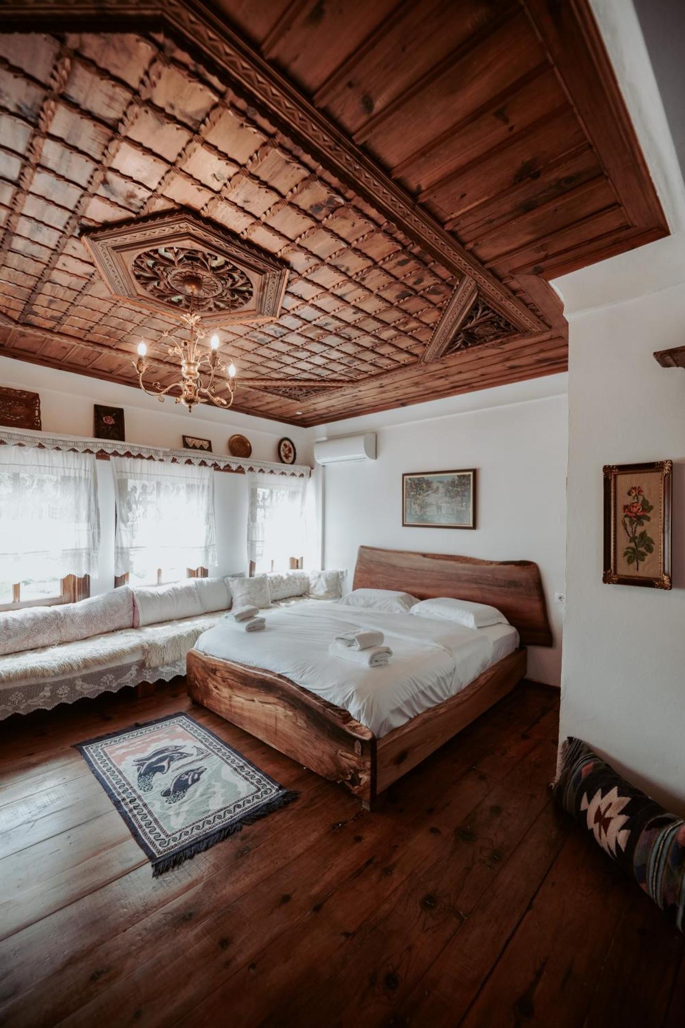 Hotel Ansel Berat Exterior foto